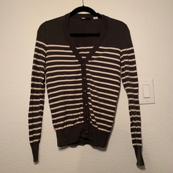 UO BDG Gray and White Striped Button Up Cardigan - Picture 2 of 5